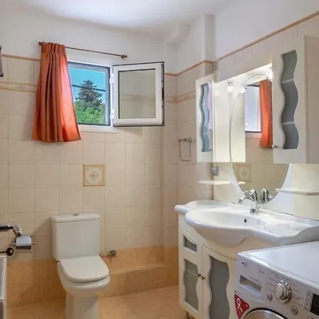 Apartment De Bosset Two-storey Argostoli (Kefalonia)